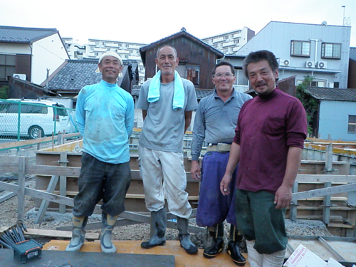 自然素材の二世帯住宅　工事状況｜愛知県名古屋市北区