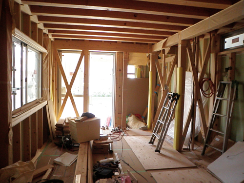 愛知県名古屋市瑞穂区/自然素材の狭小住宅