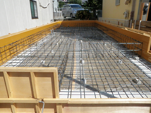 愛知県名古屋市瑞穂区/自然素材の狭小住宅