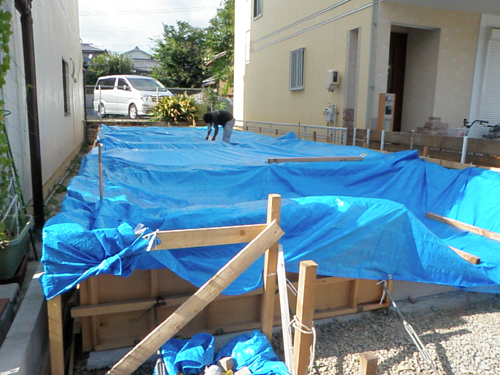 愛知県名古屋市瑞穂区/自然素材の狭小住宅